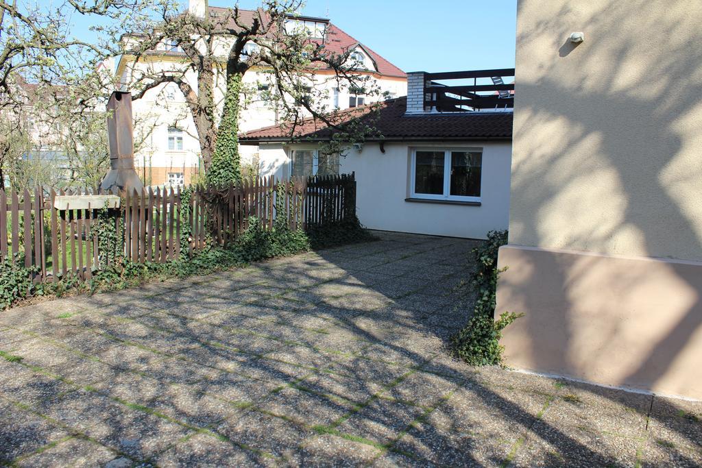 Pension Hanspaulka Praag Buitenkant foto